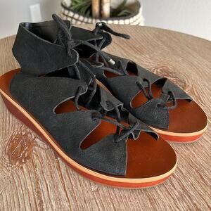 Lucky Brand Hipsta Black Sandals